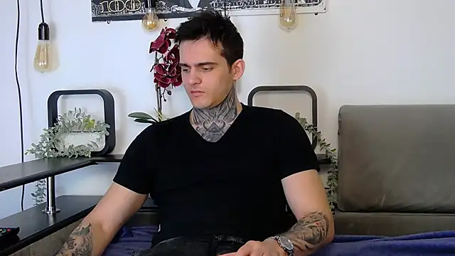 CarterCole online show from March 2025 01:48:01 PM