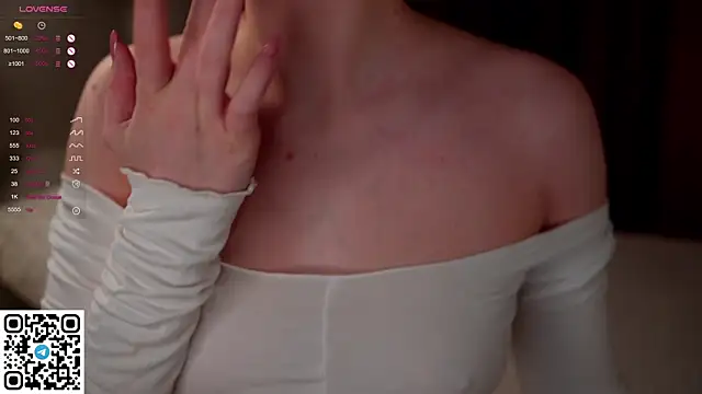 KleinGlif online show from February 2025 05:04:01 AM