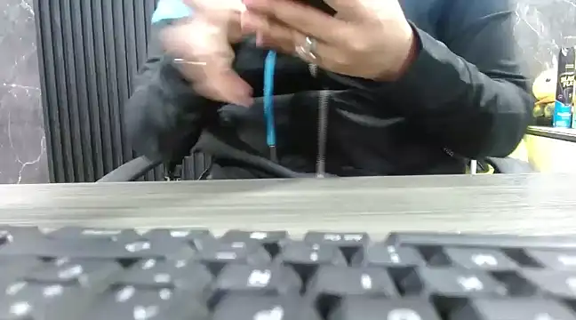 Miel canela online show from March 2025 02:49:02 AM