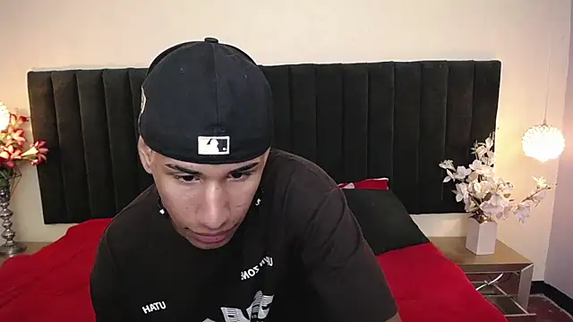 soft attraction online show from March 2026 07:35:01 PM