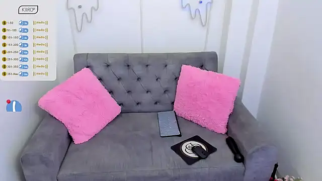 amber martinez online show from January 2025 12:10:01 PM
