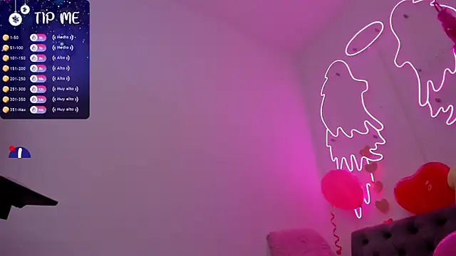 amber martinez online show from February 2025 07:02:01 PM
