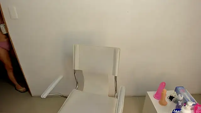 amber martinez online show from March 2025 12:28:01 PM