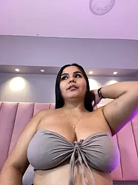 KeilyRoss online show from February 2025 10:04:02 PM