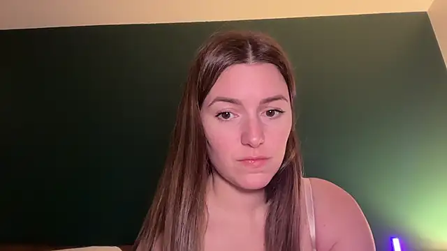 Snapshot of urwetdreamDDD chatting on January 2025 02:00:02 AM urwetdreamDDD online show from January 2025 02:00:02 AM