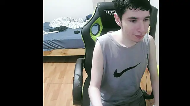 Snapshot of Twink_martinboy chatting on January 2025 06:58:02 AM Twink martinboy online show from January 2025 06:58:02 AM