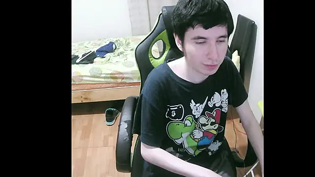 Snapshot of Twink_martinboy chatting on January 2025 03:15:01 AM Twink martinboy online show from January 2025 03:15:01 AM