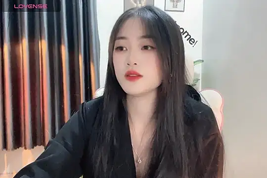 Snapshot of _Aimy_ chatting on December 2024 03:58:01 PM Aimy online show from December 2024 03:58:01 PM