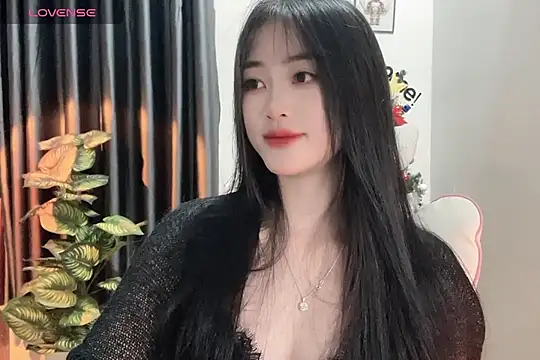 Snapshot of _Aimy_ chatting on December 2024 04:02:02 PM Aimy online show from December 2024 04:02:02 PM