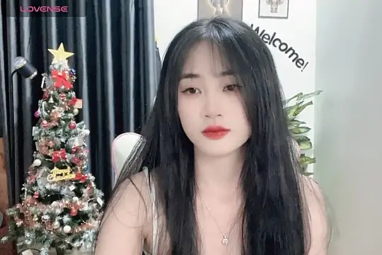 Snapshot of _Aimy_ chatting on December 2024 03:59:02 PM Aimy online show from December 2024 03:59:02 PM