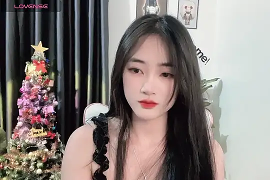 Snapshot of _Aimy_ chatting on December 2024 03:57:01 PM Aimy online show from December 2024 03:57:01 PM