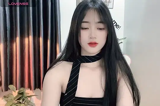 Snapshot of _Aimy_ chatting on December 2024 04:53:02 AM Aimy online show from December 2024 04:53:02 AM