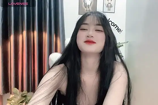 Snapshot of _Aimy_ chatting on December 2024 04:16:02 AM Aimy online show from December 2024 04:16:02 AM