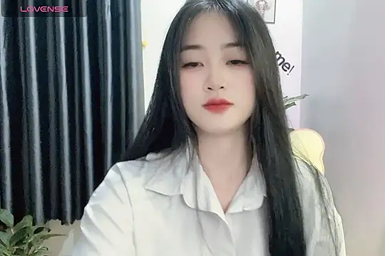 Snapshot of _Aimy_ chatting on January 2025 04:27:01 PM Aimy online show from January 2025 04:27:01 PM