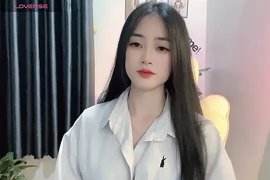 Snapshot of _Aimy_ chatting on January 2025 07:29:01 PM Aimy online show from January 2025 07:29:01 PM