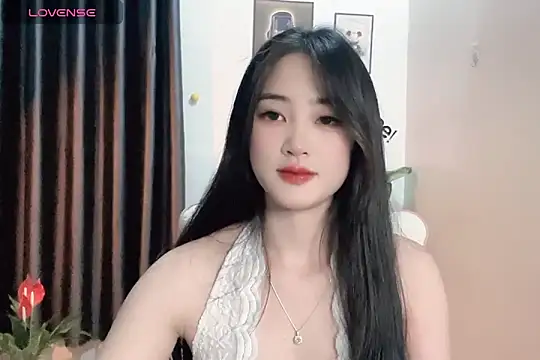 Snapshot of _Aimy_ chatting on January 2025 04:01:02 PM Aimy online show from January 2025 04:01:02 PM