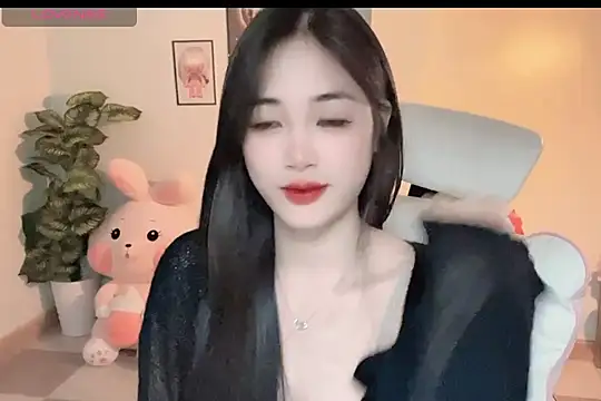  Aimy  online show from November 2025 05:28:02 PM