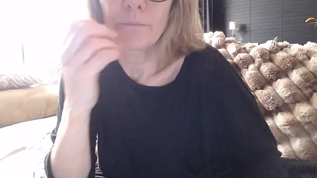 godinflower online show from November 2025 01:43:02 PM