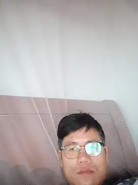 findagirlfriend online show from December 2025 01:10:01 AM