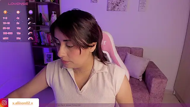 Snapshot of x_allison chatting on November 2025 09:14:01 PM x allison online show from November 2025 09:14:01 PM