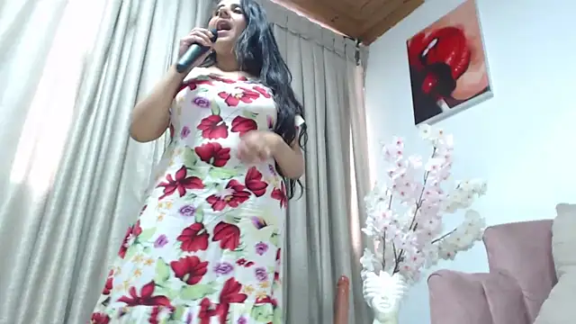 Snapshot of _Marcela__ chatting on February 2025 06:33:01 PM Marcela online show from February 2025 06:33:01 PM