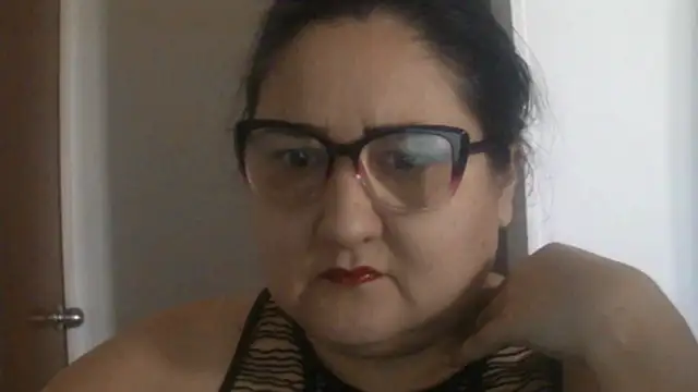 nanita1545 online show from April 2026 01:47:02 PM