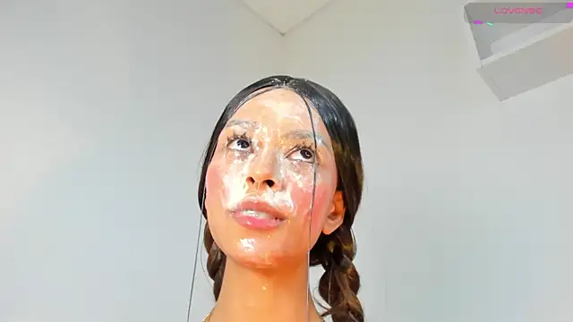 sofia quiros online show from March 2025 07:42:02 AM