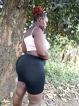 Snapshot of Broan_me chatting on February 2025 08:27:02 AM Broan me online show from February 2025 08:27:02 AM