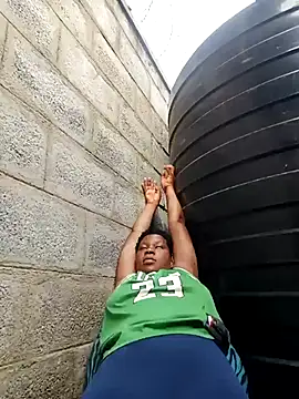 Snapshot of Broan_me chatting on March 2025 02:10:02 PM Broan me online show from March 2025 02:10:02 PM