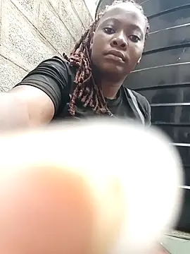 Snapshot of Broan_me chatting on March 2025 08:55:01 AM Broan me online show from March 2025 08:55:01 AM