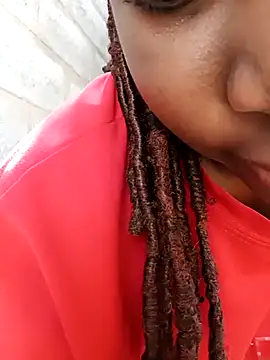 Snapshot of Broan_me chatting on March 2025 07:48:01 AM Broan me online show from March 2025 07:48:01 AM