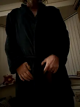 JulianJ50 online show from September 2025 05:18:02 AM