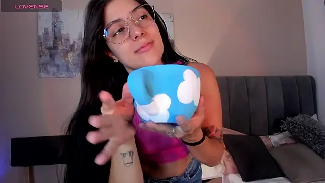 Snapshot of dakotaa__ chatting on January 2025 10:15:02 PM dakotaa online show from January 2025 10:15:02 PM