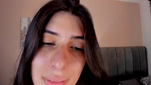 Snapshot of dakotaa__ chatting on January 2025 08:42:01 PM dakotaa online show from January 2025 08:42:01 PM