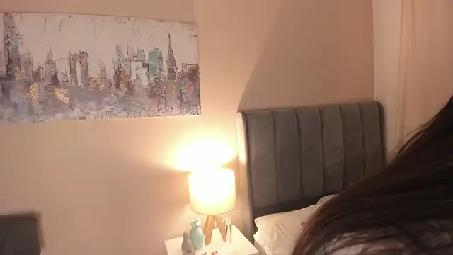 dakotaa   online show from November 2025 07:32:02 PM