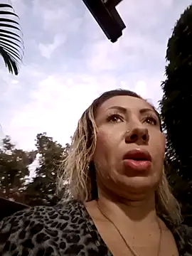 coral smitth online show from December 2024 11:08:01 PM