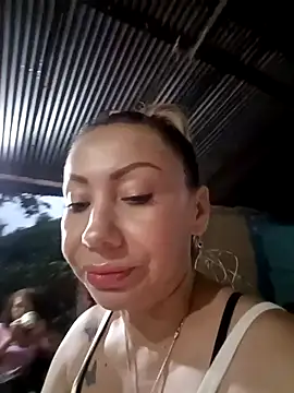 coral smitth online show from December 2024 10:55:02 PM