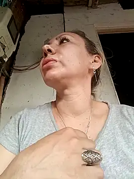 coral smitth online show from January 2025 12:13:02 PM