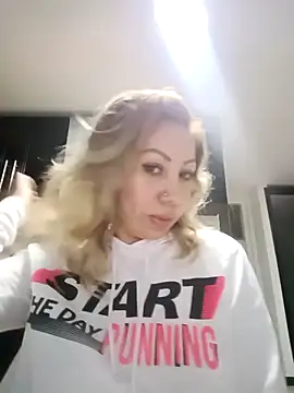 coral smitth online show from February 2025 11:09:02 PM