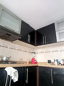 coral smitth online show from February 2025 07:30:01 PM