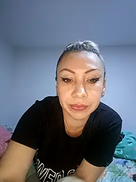 coral smitth online show from March 2025 11:57:02 PM