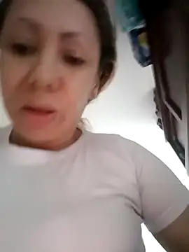 coral smitth online show from September 2025 09:05:01 PM