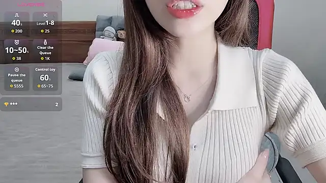 Snapshot of TrinhH_Nabbi chatting on November 2025 12:26:01 PM TrinhH Nabbi online show from November 2025 12:26:01 PM