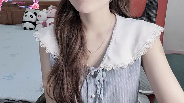 TrinhH Nabbi online show from April 2026 02:23:01 PM