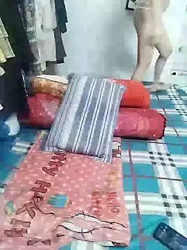 Snapshot of HimiJim chatting on December 2024 03:44:01 PM HimiJim online show from December 2024 03:44:01 PM