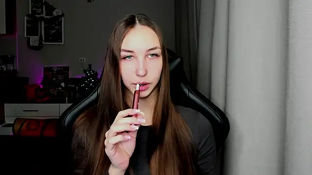 Sm0ly online show from January 2026 02:27:02 AM