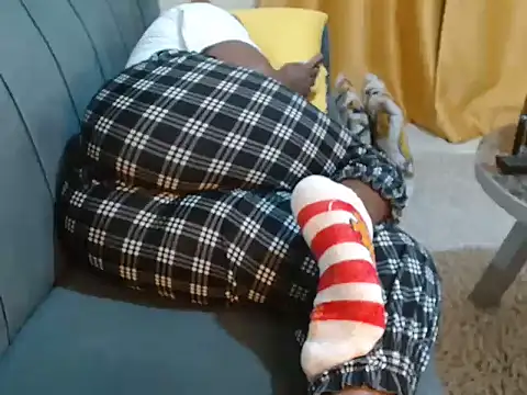 leslysexygirl online show from December 2025 09:47:02 AM