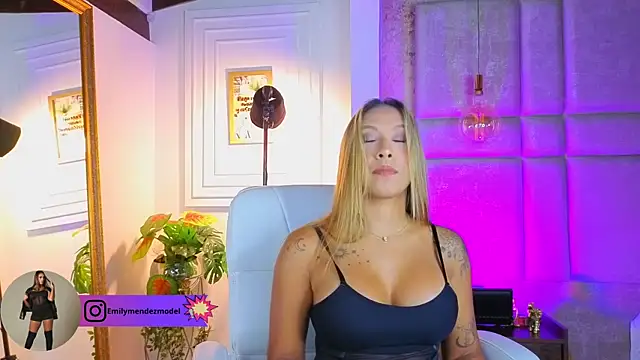 AlessiaLondon online show from June 2026 10:17:01 AM