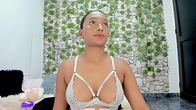 Snapshot of Pandora_gu chatting on January 2025 10:44:02 PM Pandora gu online show from January 2025 10:44:02 PM