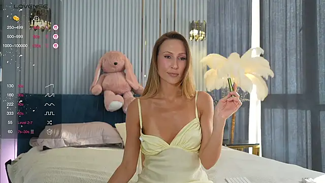 Goodgirlgonabad online show from May 2026 03:41:02 PM
